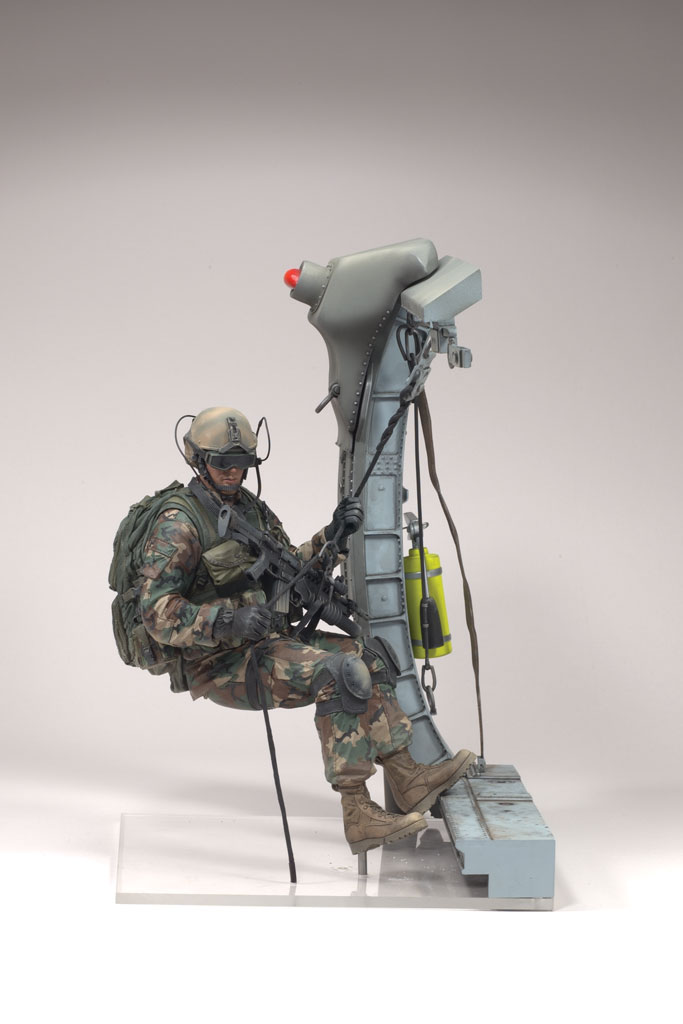  Product image 2 of the product “Airforce Para Rescue 1/10  17cm Figur ”