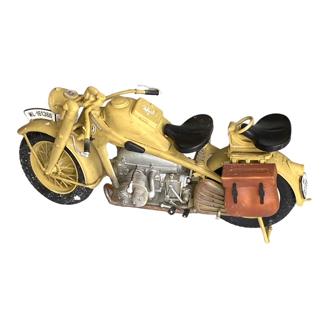  Product image 2 of the product “Zündapp aus Kunststoff 1/9 gebraucht  Zustand siehe Bilder ”