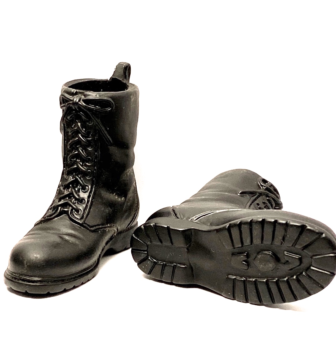  Product image 2 of the product “Black trekking shoes GSG9 type 1/6 ”