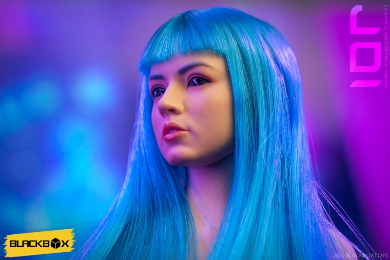  Artikelbild 2 des Artikels “Blade Runner Joi 2.0 - in 1:6 scale mit 2 Köpfe!! “