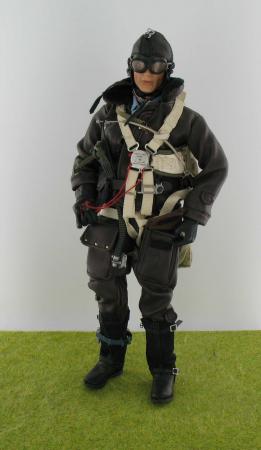  Artikelbild 2 des Artikels “German Bomber Pilot Handmade “