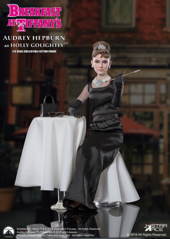  Artikelbild 2 des Artikels “1:6th scale Audrey Hepburn as “Holly Golightly” “