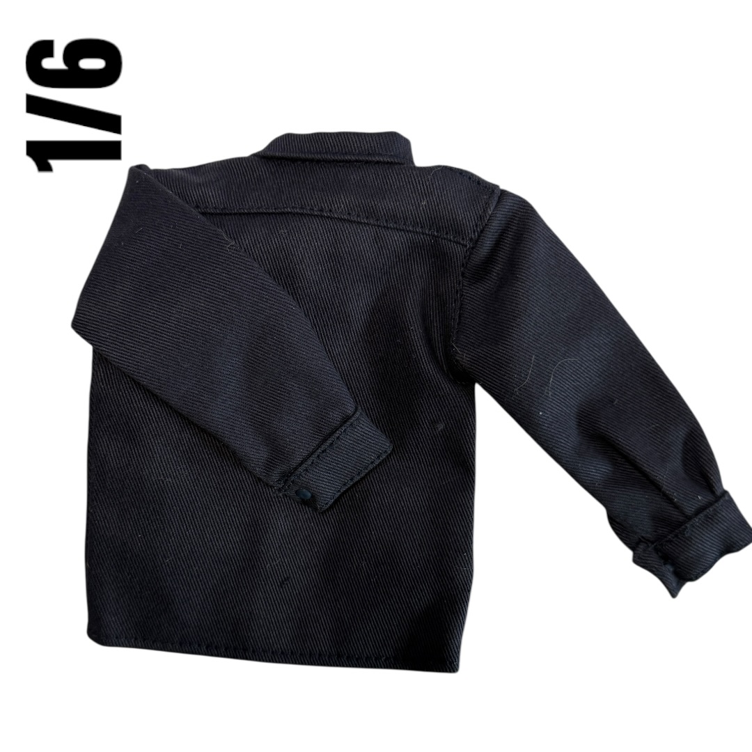  Artikelbild 2 des Artikels “30er Jacke zum knöpfen blau 1:6 “