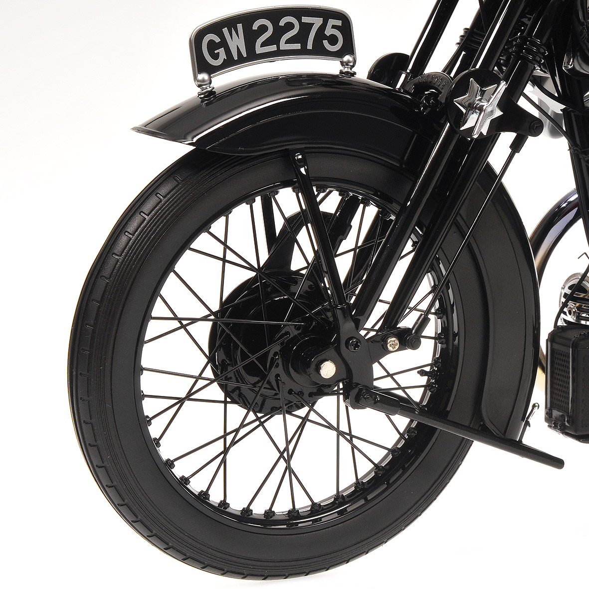  Artikelbild 2 des Artikels “1:6 BROUGH SUPERIOR SS 100 ´T.E. LAWRENCE´ 1932 – Minichamps “