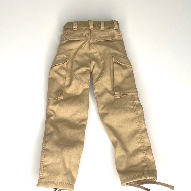  Product image 2 of the product “Cargo Hose beige 1/6 Multi ”