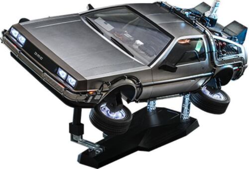 Artikelbild 2 des Artikels “DELOREAN TIME MACHINE  Collectible Figure “