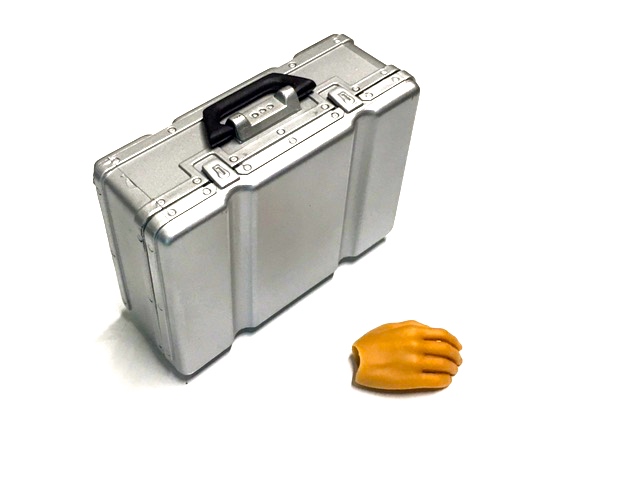  Artikelbild 2 des Artikels “Koffers der mit C4 Sprengstoff “