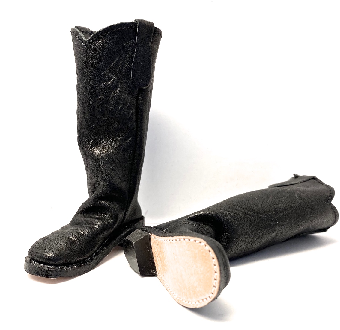  Artikelbild 2 des Artikels “New Style Western 'Mule Ear' Boots 1:6 “