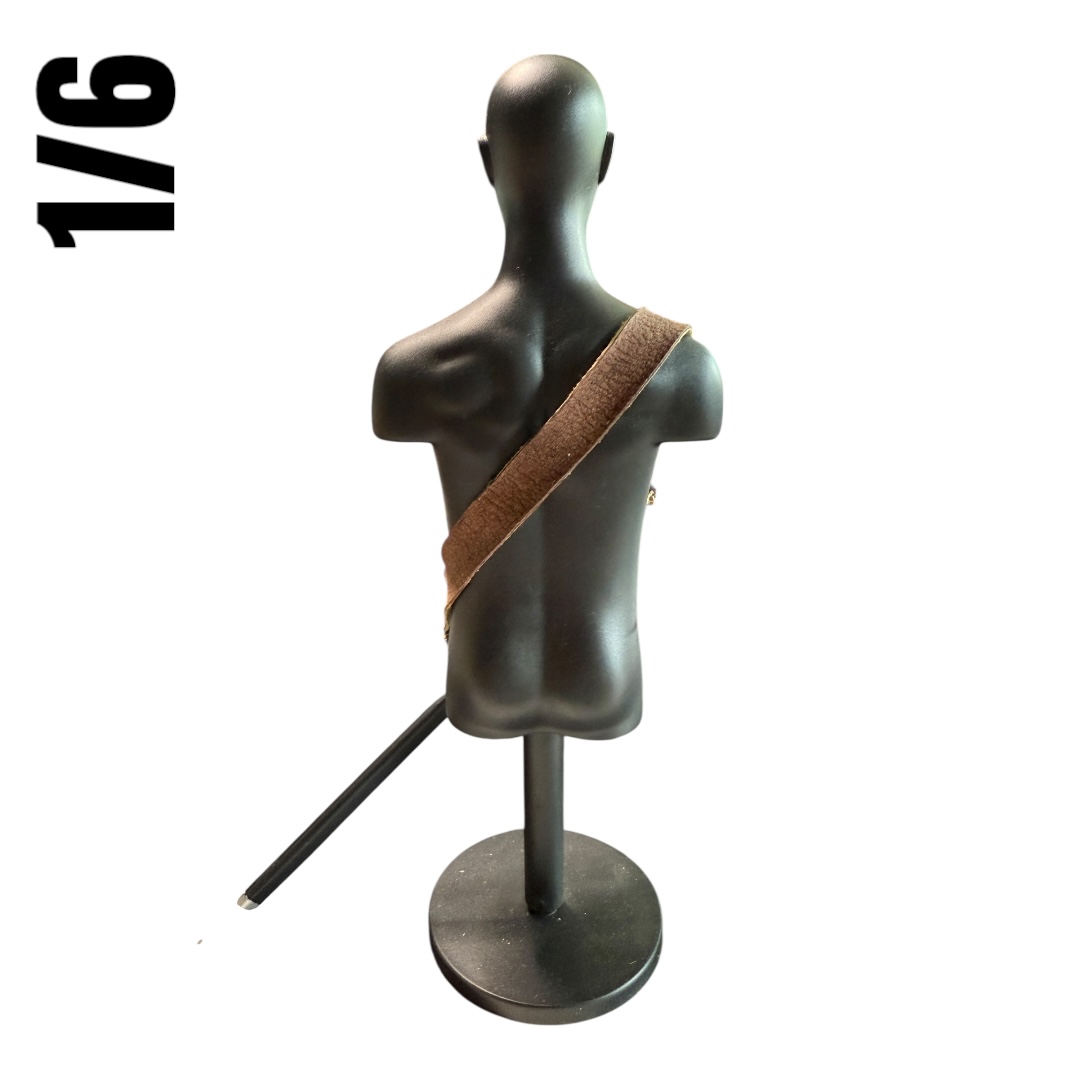  Artikelbild 2 des Artikels “Leder Schwert Schultergurt 1:6 “
