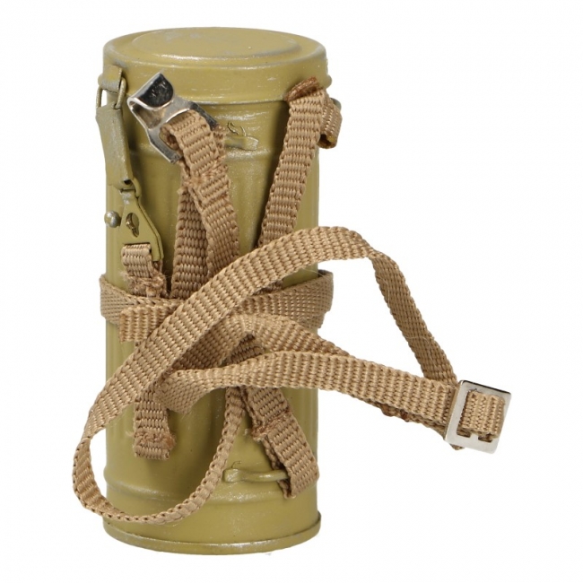  Product image 2 of the product “DAK Tropen Gasmaskenbehälter 1/6 ”