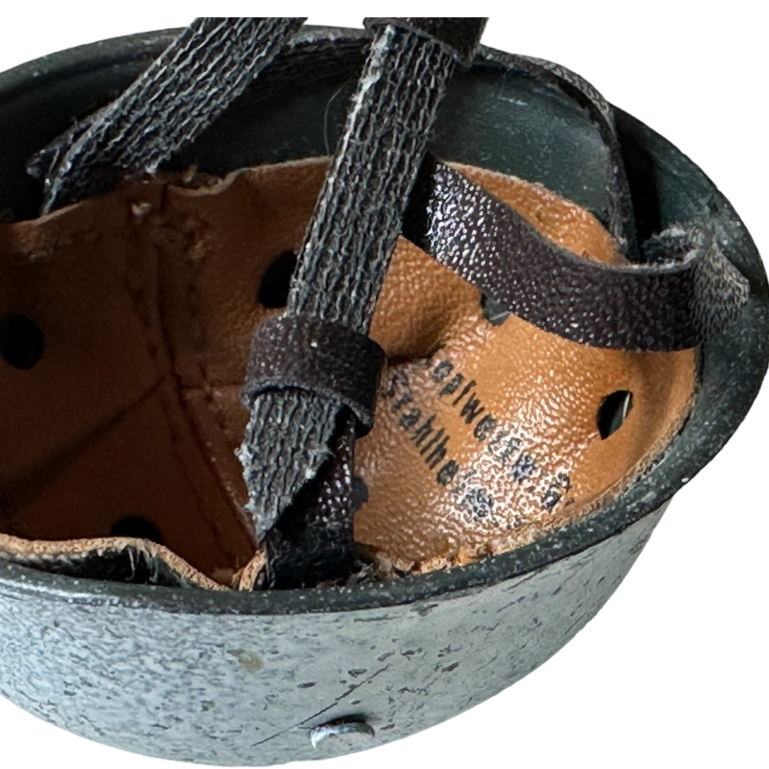  Artikelbild 2 des Artikels “FJG Helm Winter Ardennen 1:6 (Handbemalt) “