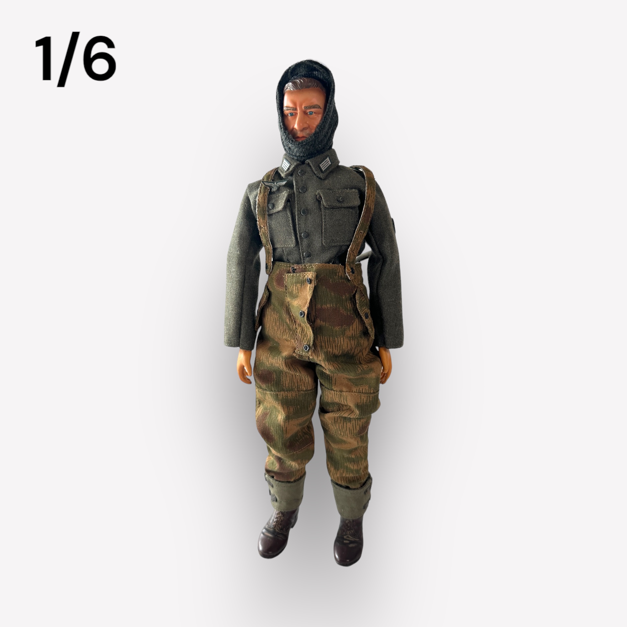 Artikelbild 2 des Artikels “Ebner Soldat Wehrmacht mit Sumpftarnhose 1/6 “