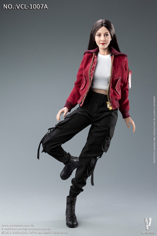  Artikelbild 2 des Artikels “Female Fashion Jacket Set (Red) “