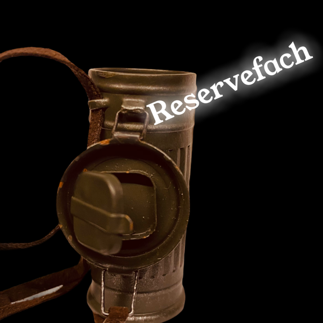  Artikelbild 2 des Artikels “Gasmaskenbüchse, Metal de Lux “