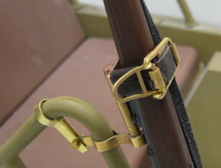  Artikelbild 2 des Artikels “Kettenkrad Gewehr Halterung “