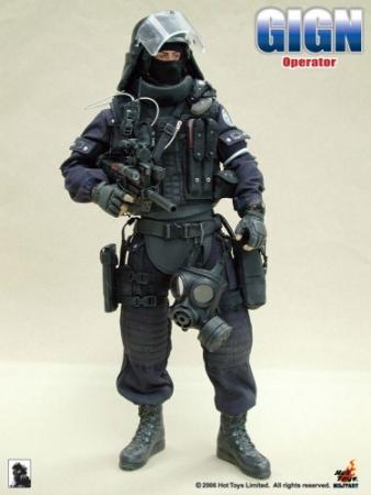  Artikelbild 2 des Artikels “GIGN P90 Operator “