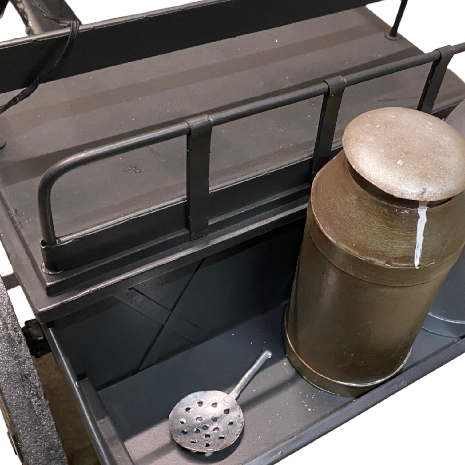  Artikelbild 2 des Artikels “Handgefertigter Heeresfeldwagen aus Metal in 1/6 “