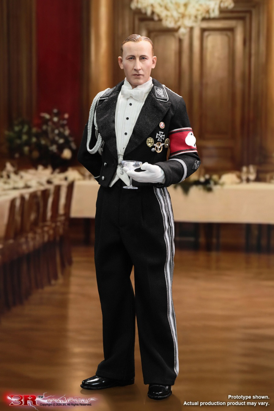  Product image 2 of the product “Reinhard Heydrich (Ceremonial Dresses Version) - in 1/6 scale ”