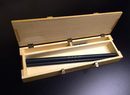  Artikelbild 2 des Artikels “Bangalore Transportkiste in Holz mit  M1A1 Metal Torpedo “