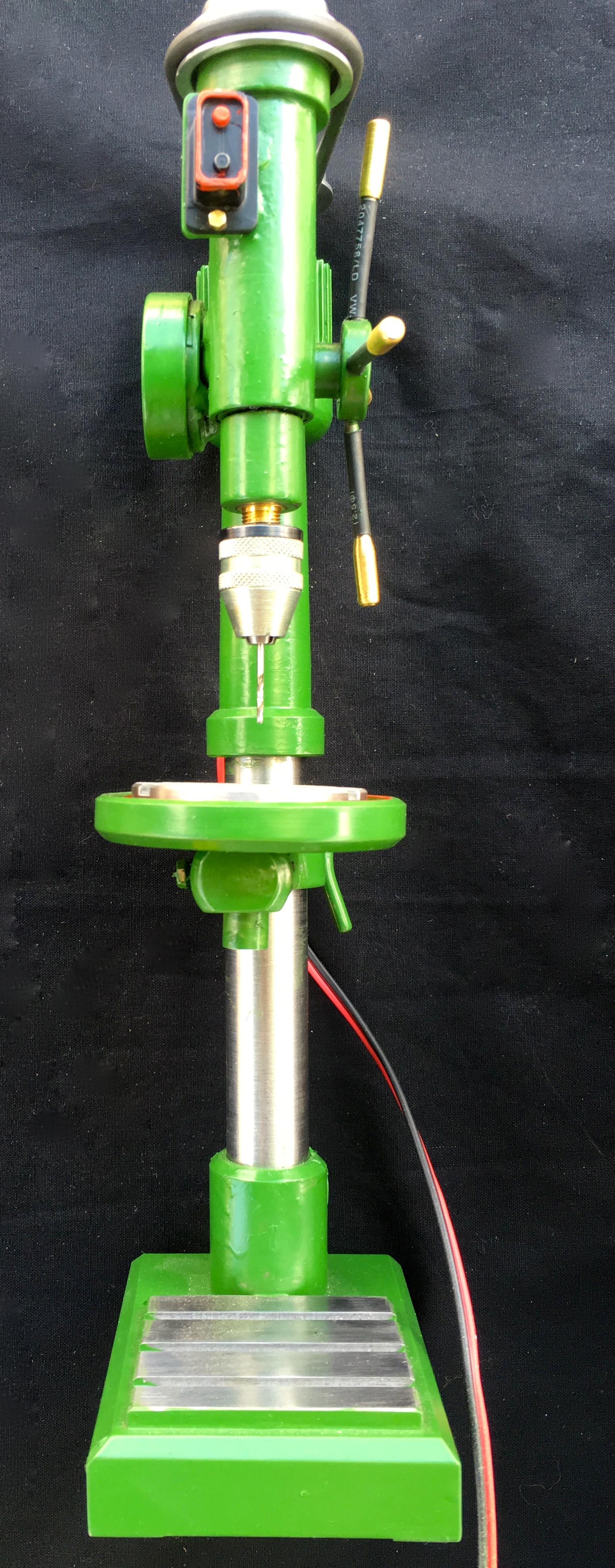  Product image 2 of the product “drilling machine in Metal with Motor ”