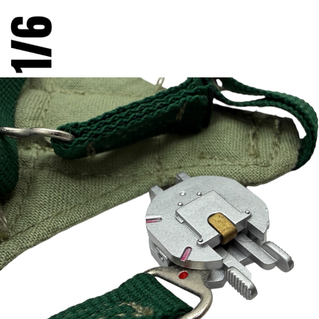  Artikelbild 2 des Artikels “Zero Pilot Parachute ( Mit Schloss)  1:6 “