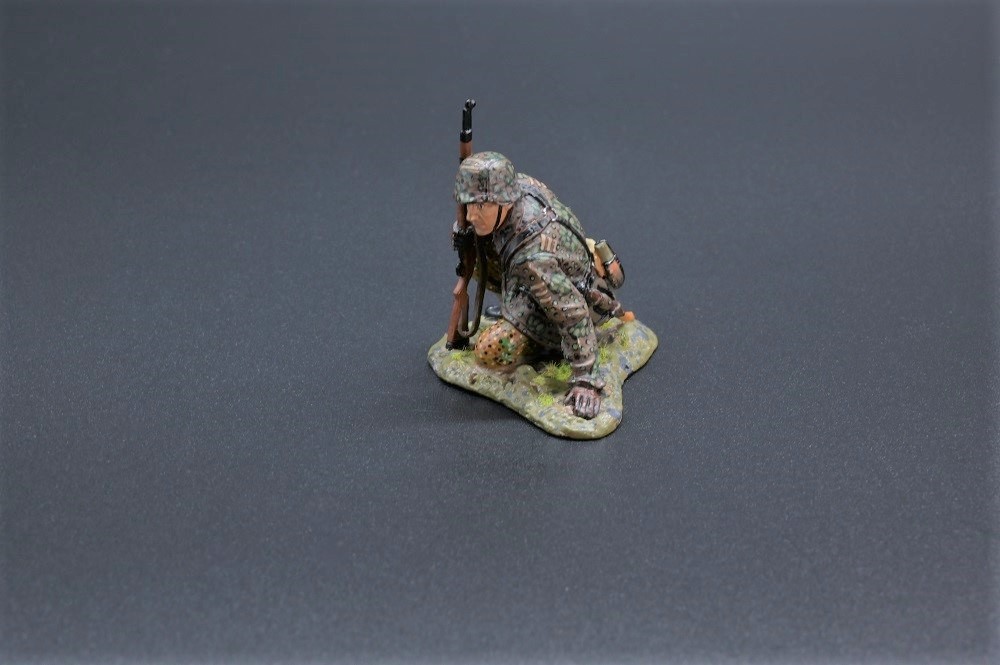  Artikelbild 2 des Artikels “Kneeling Infanteer “