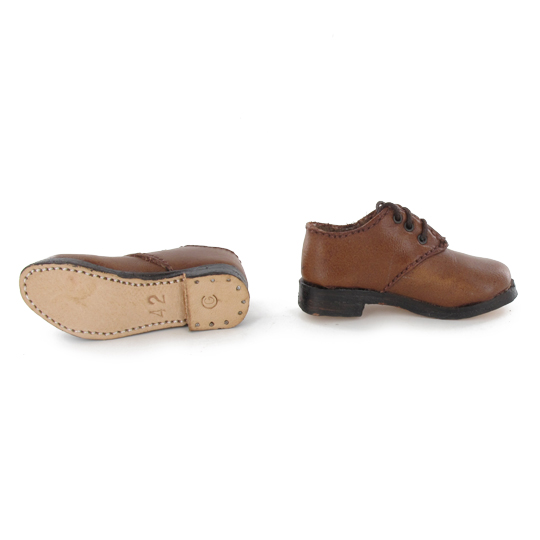  Artikelbild 2 des Artikels “Schnürschuhe, braun, leder 1:6 “