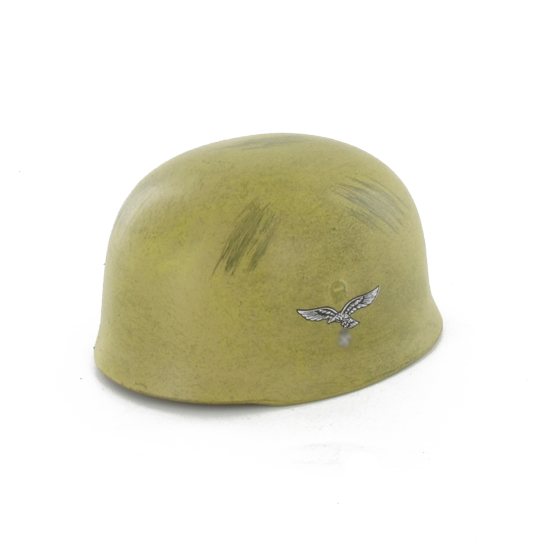  Artikelbild 2 des Artikels “M38 Ardennen Fallschirmjäger Helm mit 2 Abzeichen 1/6 “