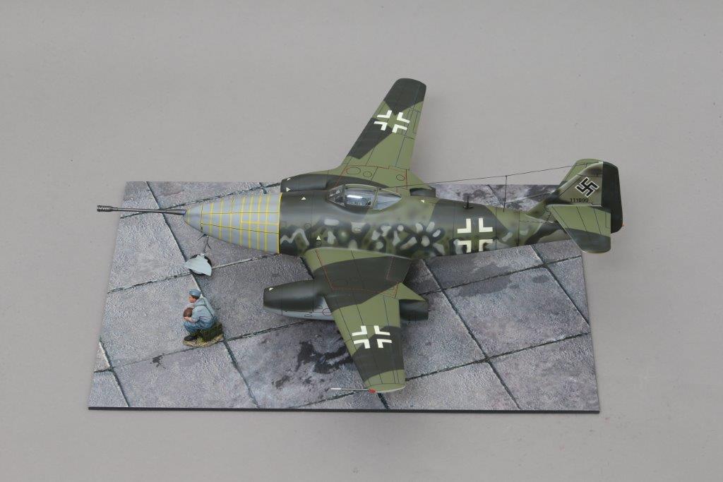  Product image 2 of the product “Small Concrete Airfield Mat 1:30 ”