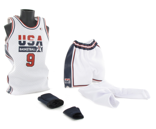  Artikelbild 2 des Artikels “Michael Jordan Basketball set (USA Team Home Kit) “
