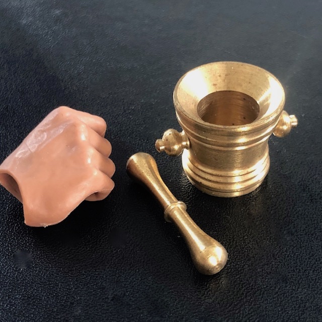  Artikelbild 2 des Artikels “1:6 handgefertigt Mörser mit Tigel “