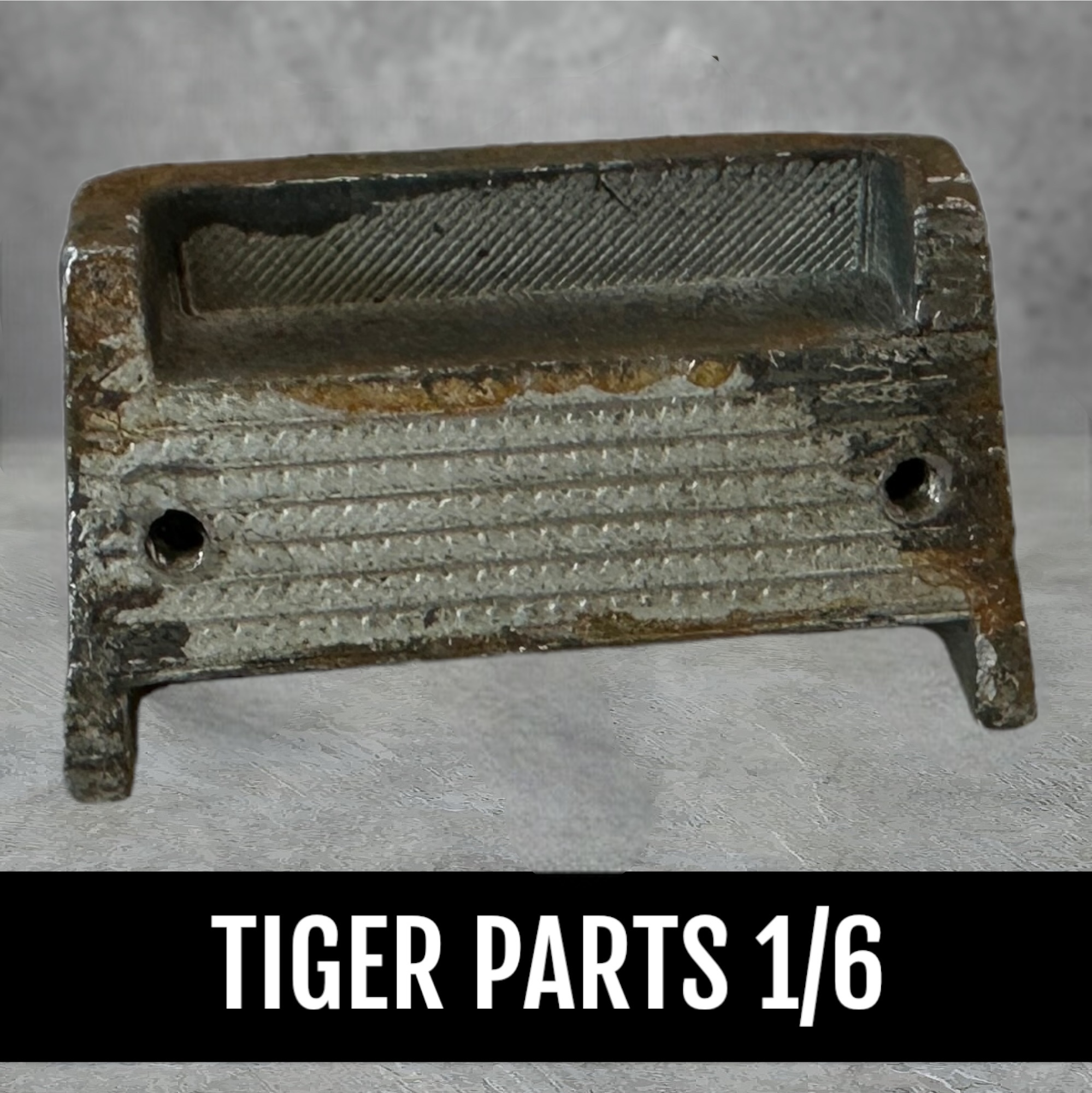  Product image 2 of the product “Tiger I Nahverteidigungsluke 1/6 (Used Optic) ”
