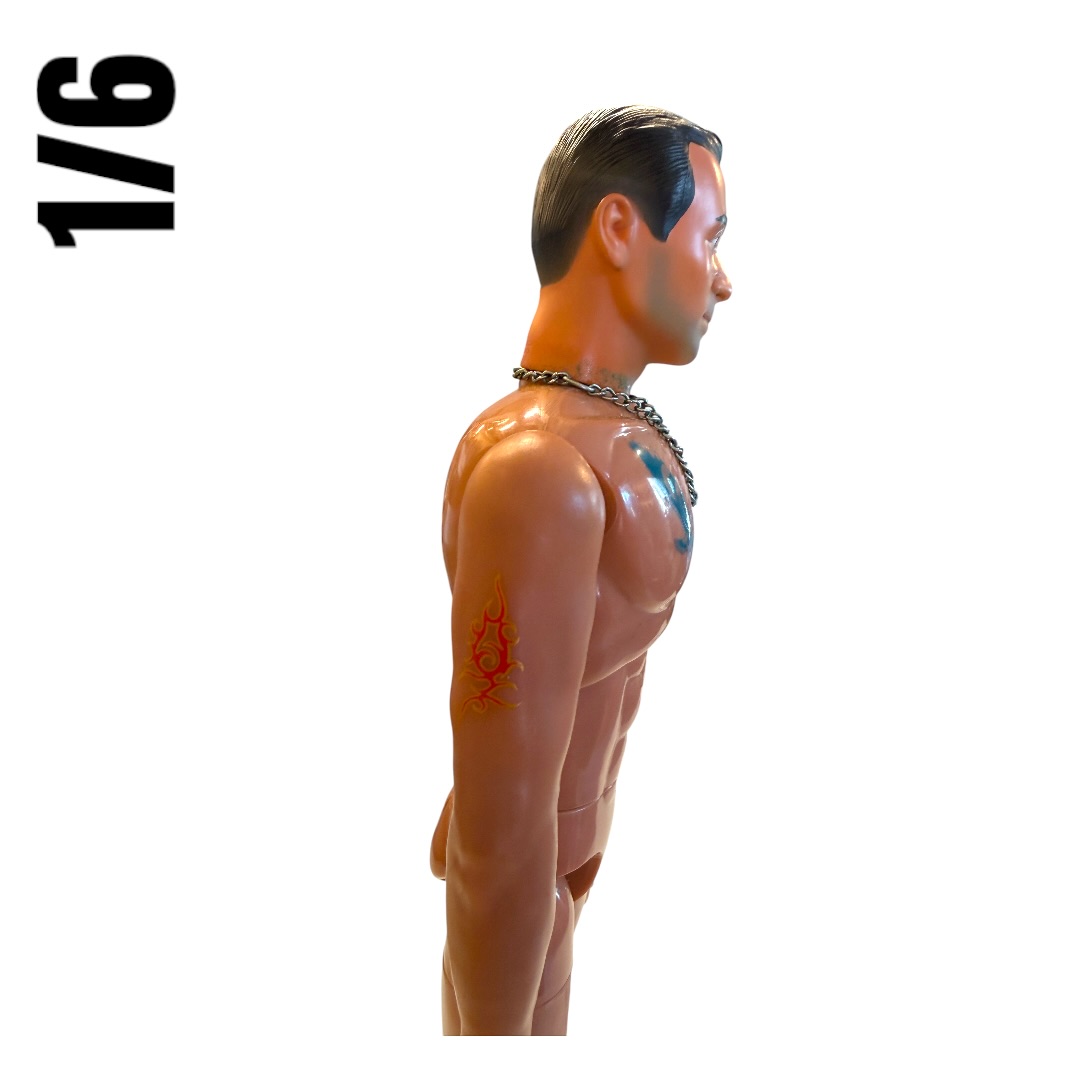  Artikelbild 2 des Artikels “Nackte Figur Tatoed Gangster 1:6 “