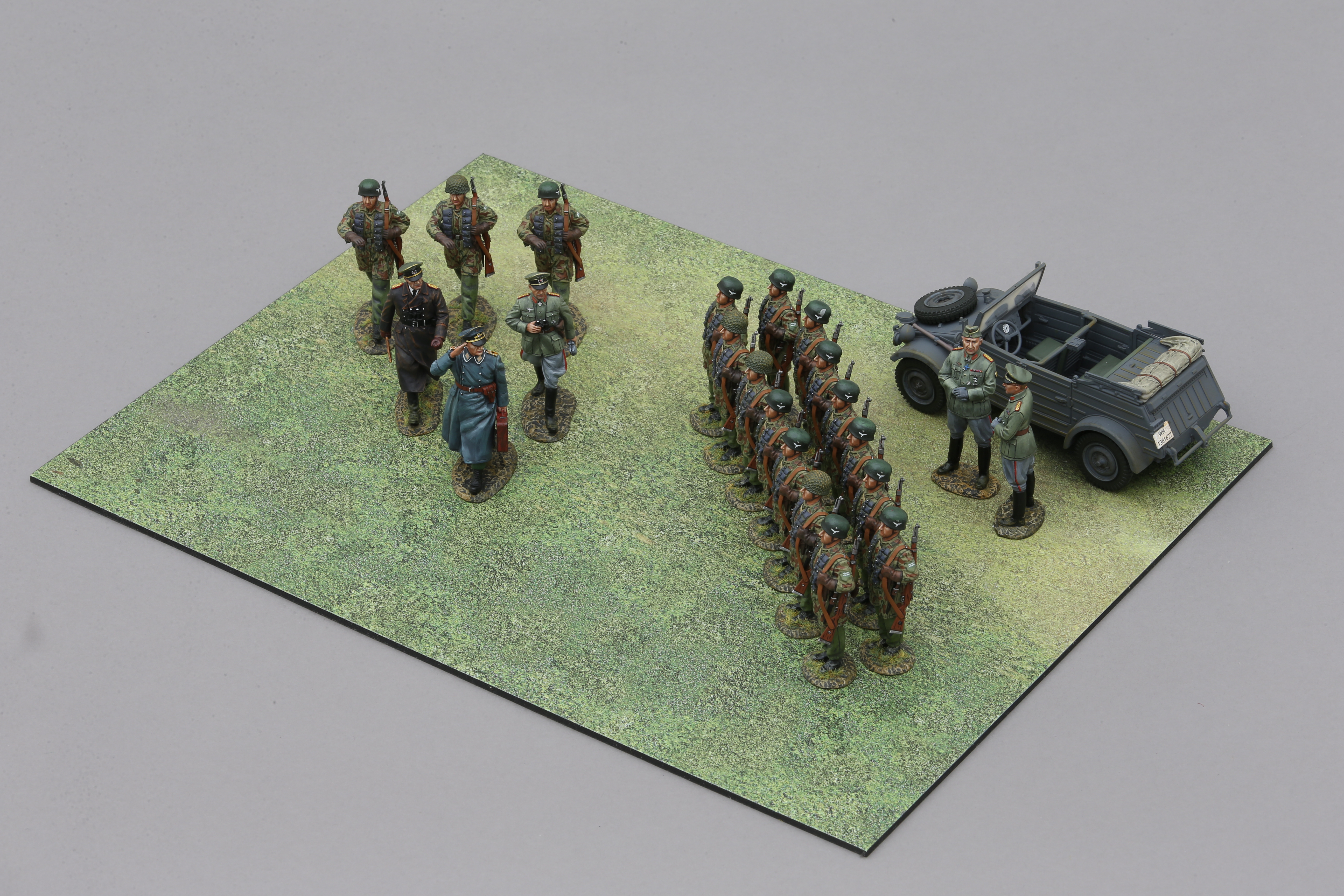  Product image 2 of the product “Small Grass  Mat 1:30 ”