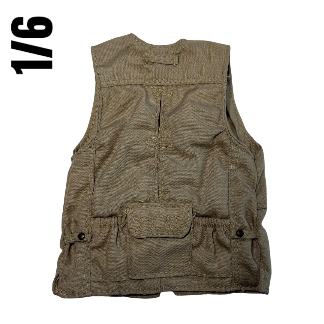  Product image 2 of the product “Multi Pocket Vest 1/6 ”