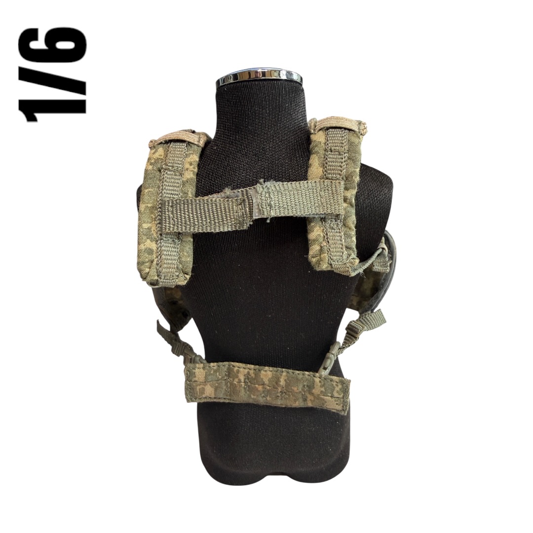  Product image 2 of the product “Chest Harness carrier plate.  (ACU) 1/6 ”