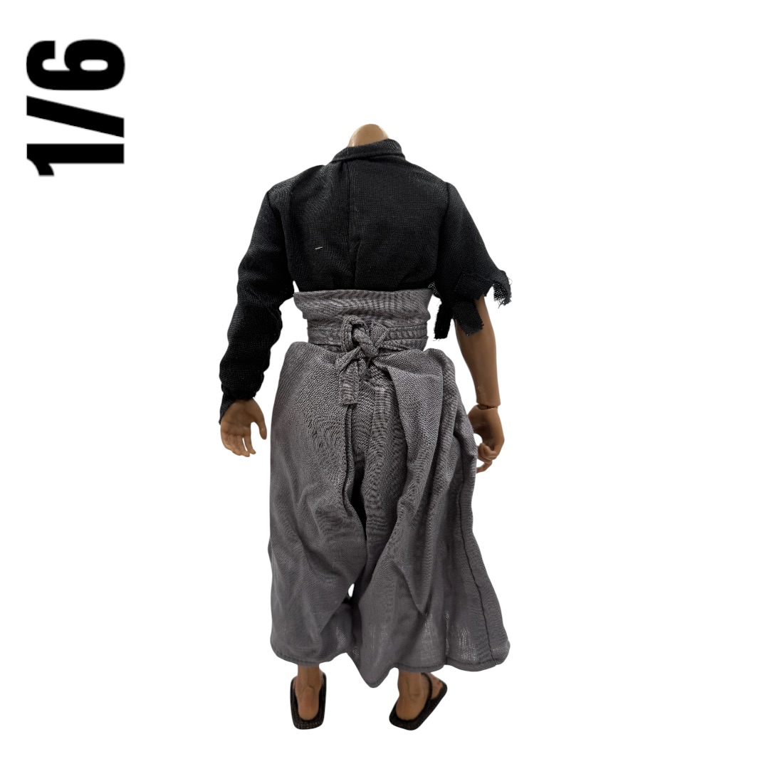  Product image 2 of the product “1/6 Scale Ronin Set with Body and Bare Feet ”