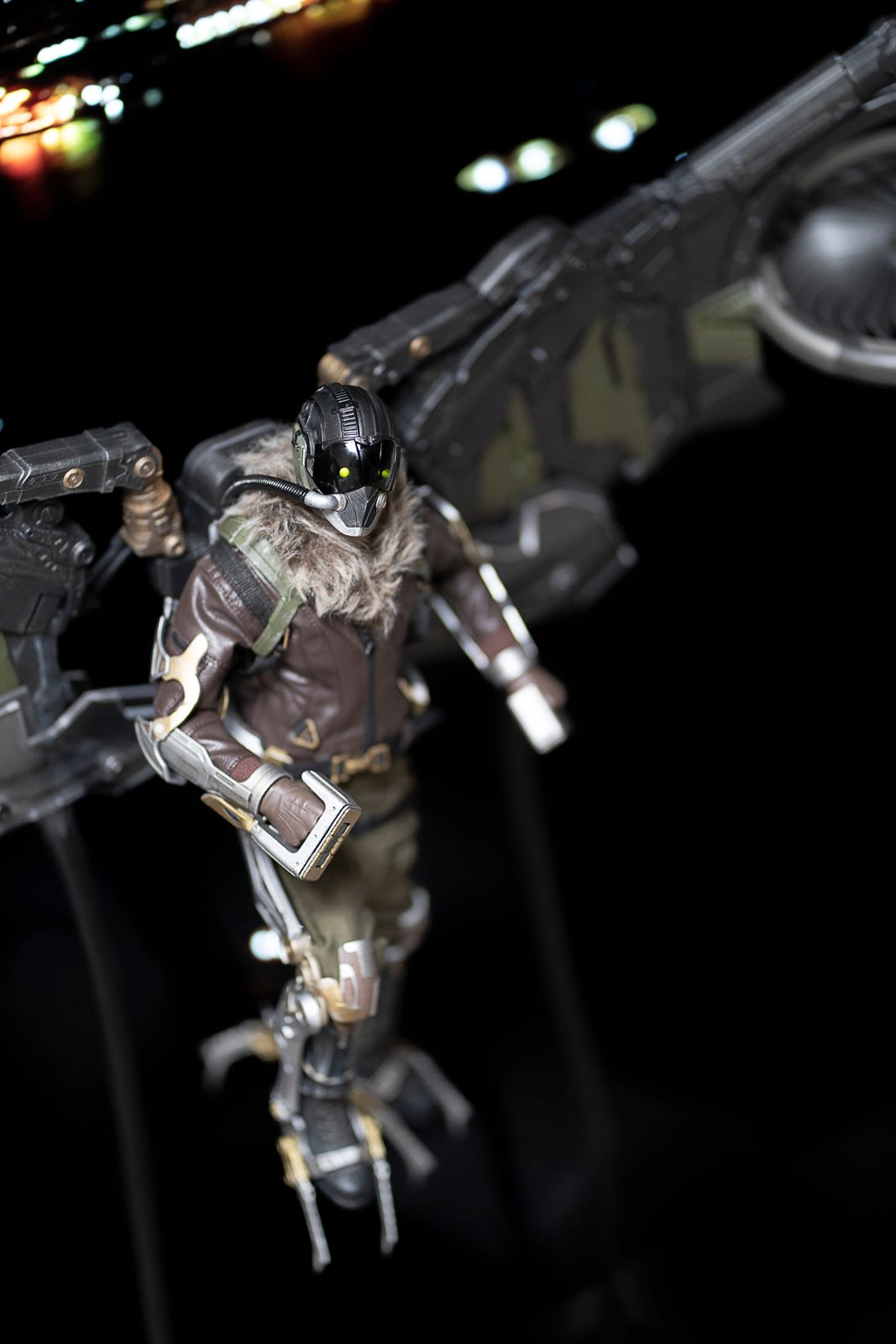  Artikelbild 2 des Artikels “1/6 Scavenger-Version von Michael Keaton basiert auf seiner Rolle als Adrian Toomes  (LED) “