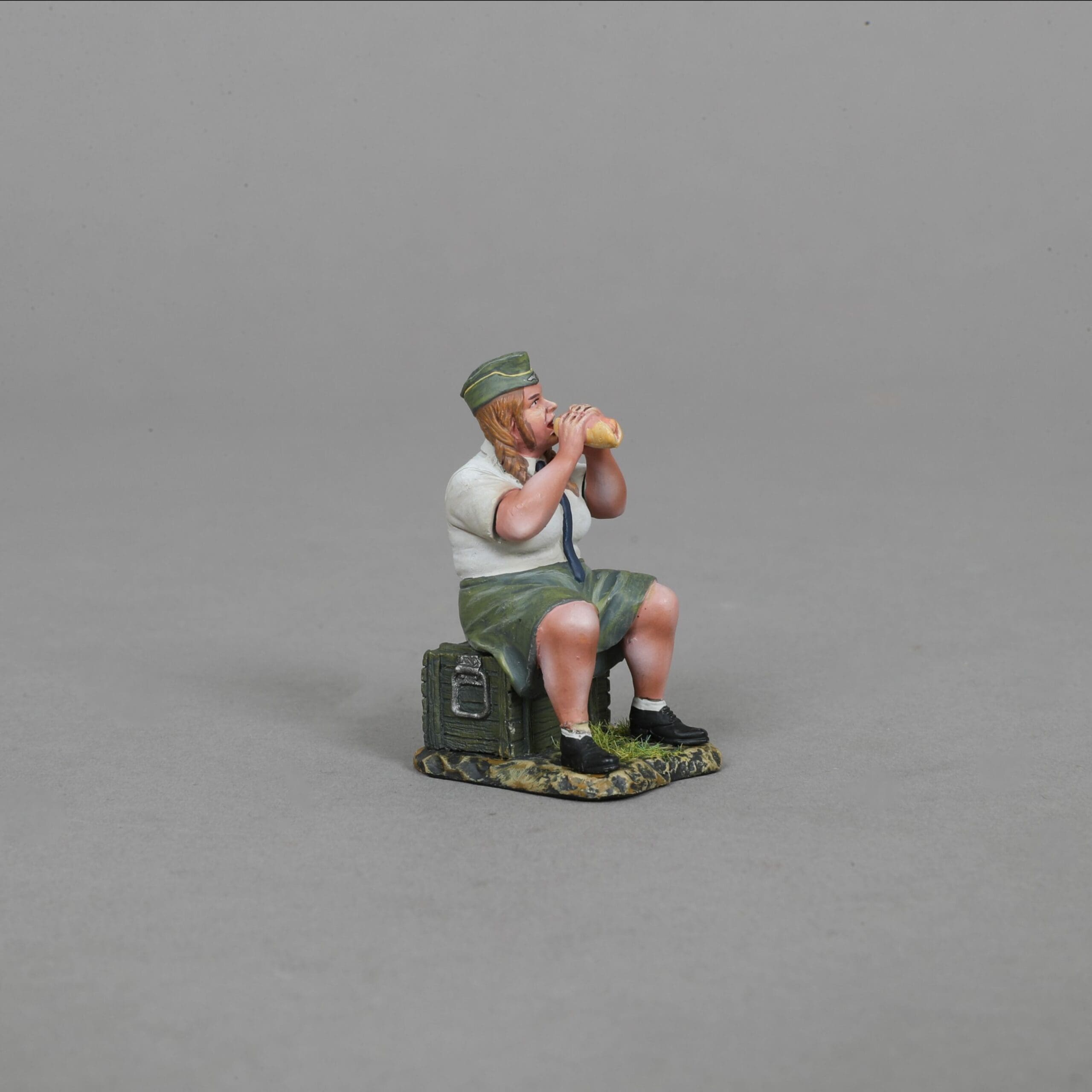  Artikelbild 2 des Artikels “Gerda - Sitting Eating - Blond Hair 1/30 “