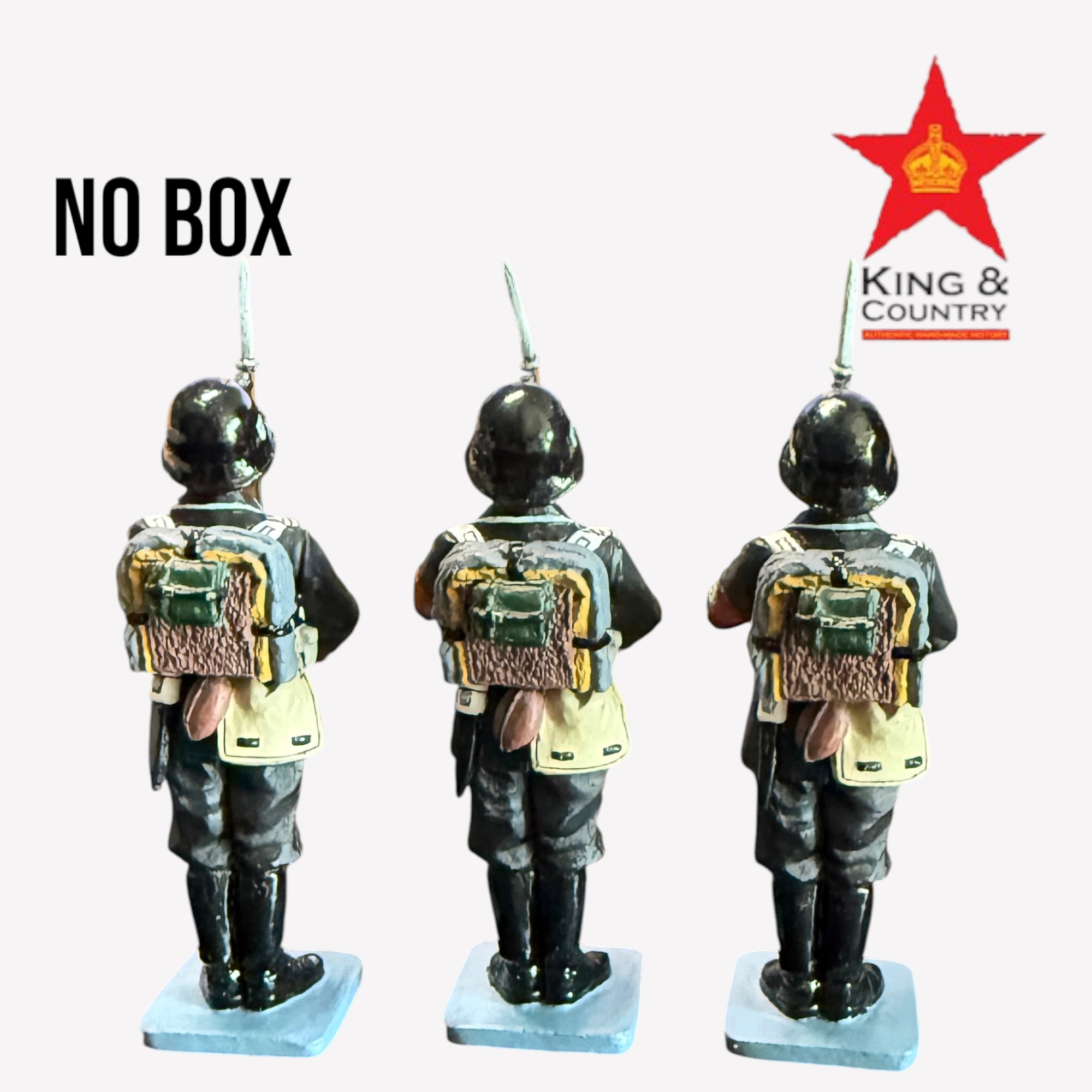  Artikelbild 2 des Artikels “Leibstandarte On Parade 3 Figures (ohne  OVP) “