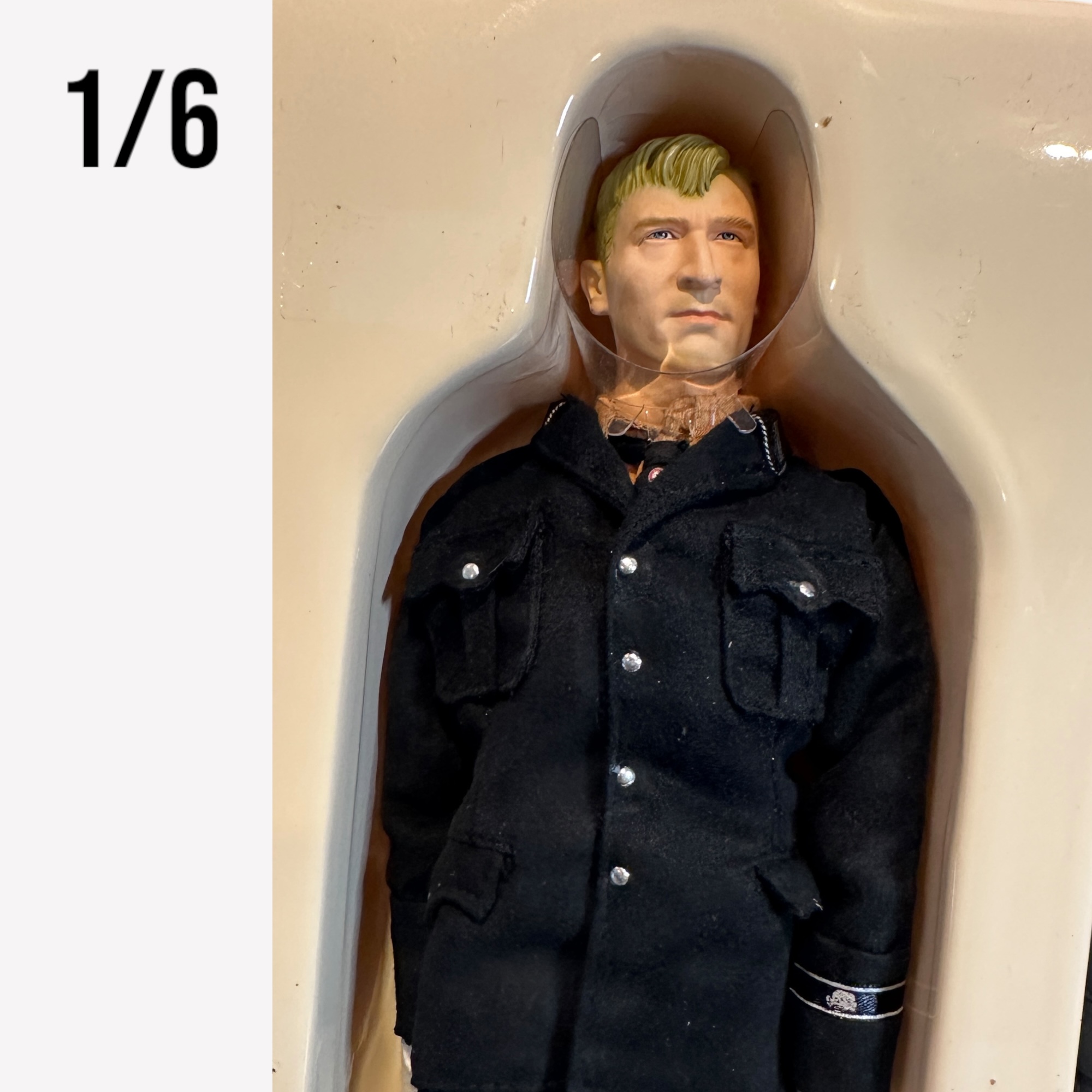  Artikelbild 2 des Artikels “Totenkopfdivision Figur (C) “