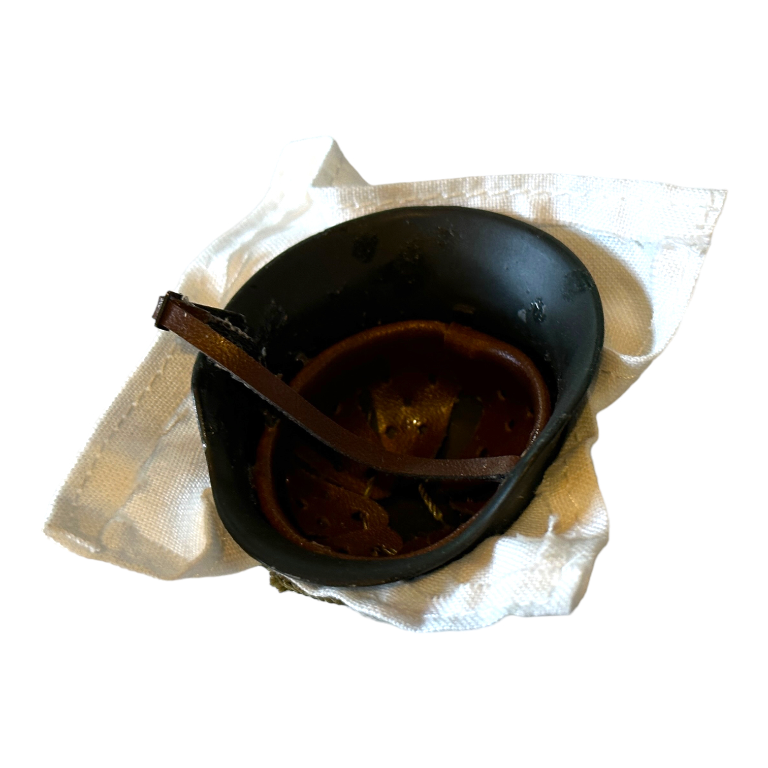  Product image 2 of the product “Stahlhelm in Metal mit Winterstoffbezug ”