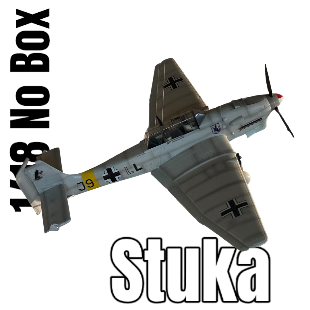  Product image 2 of the product “1:18 Stuka ohne Verpackung aus der Ausstellung ”