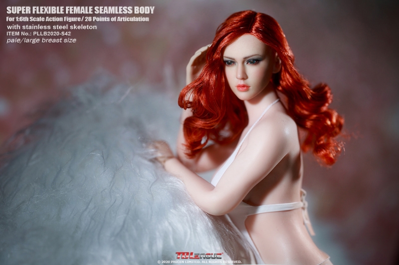  Product image 2 of the product “Super Flexibel Seamless Body with Red Head (large bust size, pale) ”