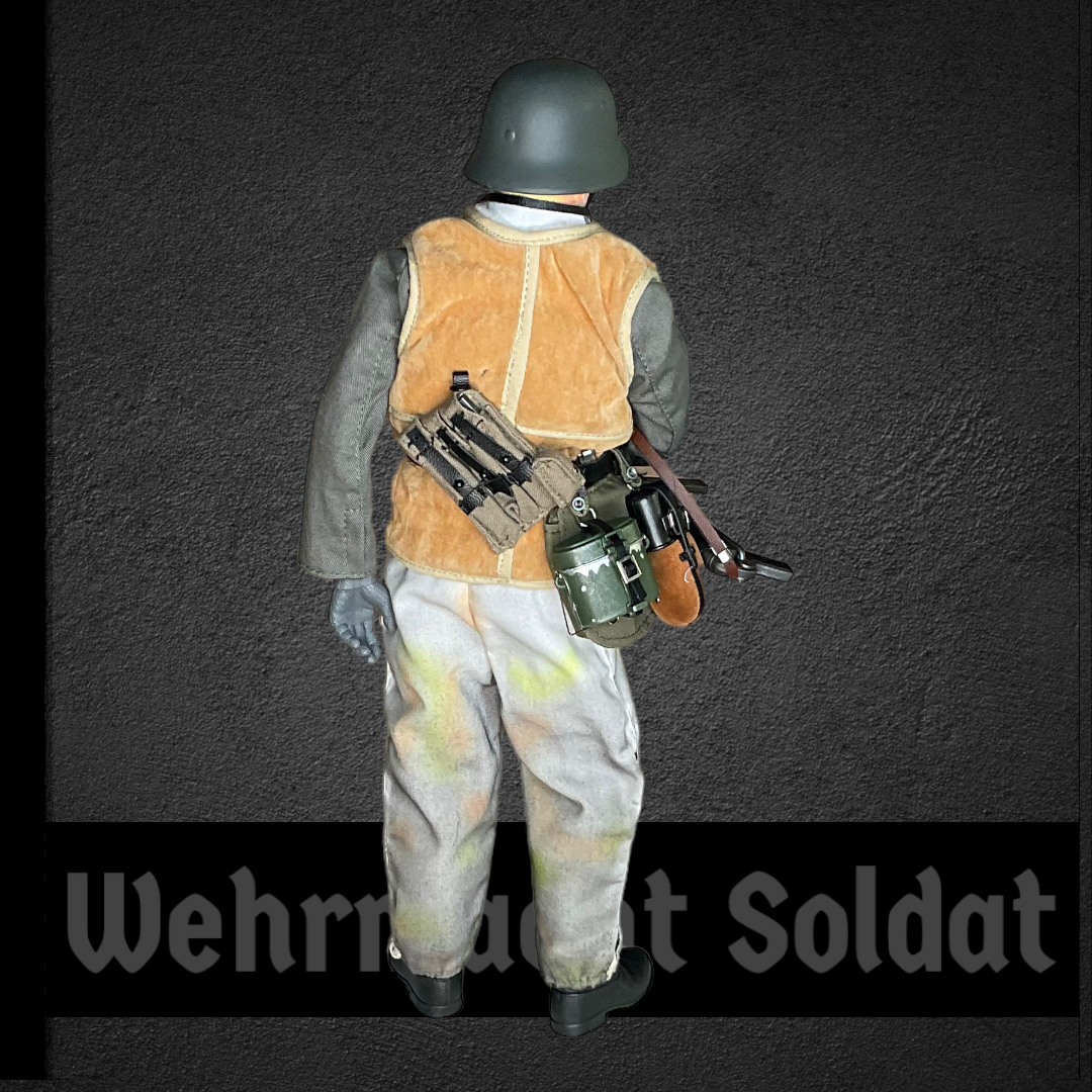  Product image 2 of the product “Wehrmacht  Soldat  1/6 (No Box) ”