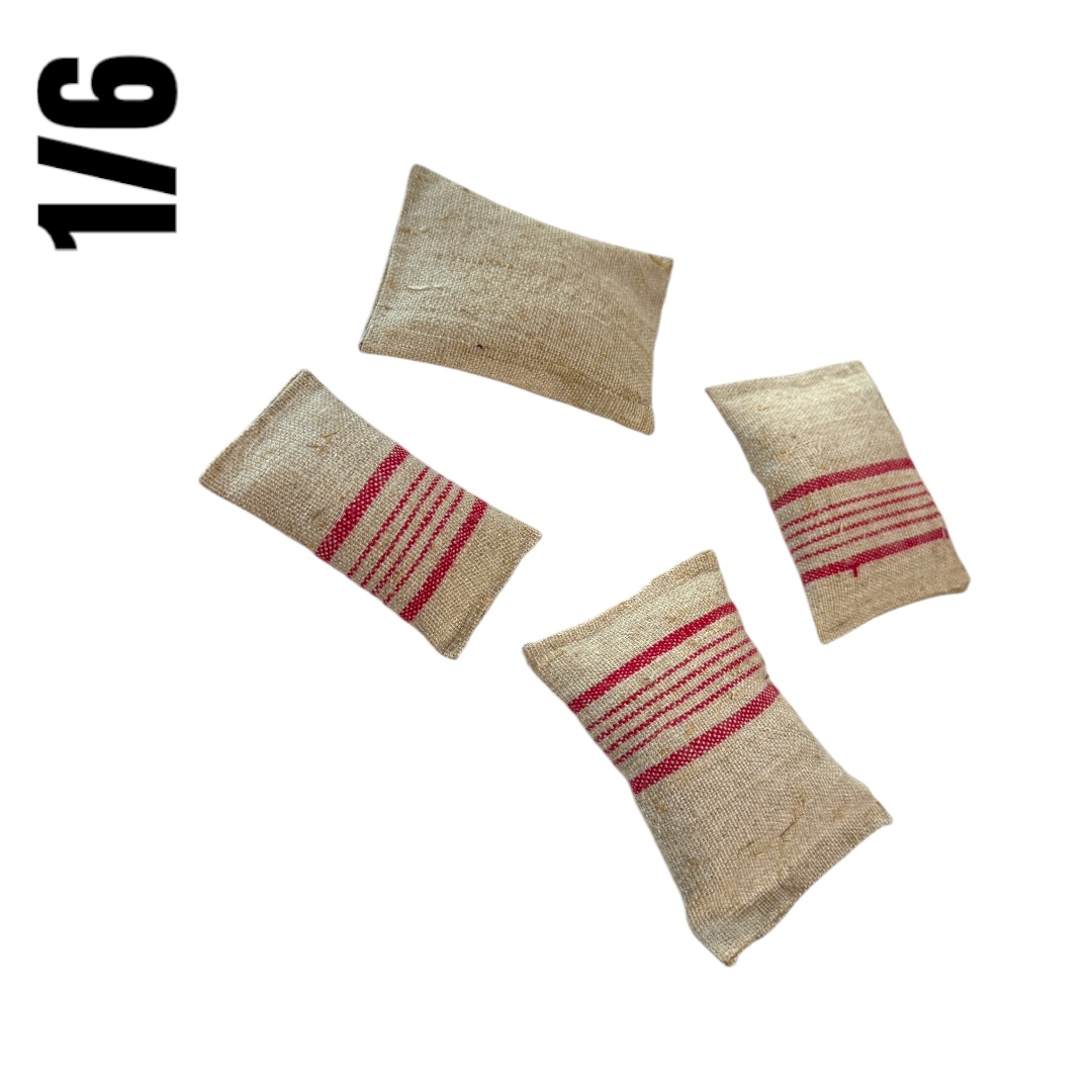  Artikelbild 2 des Artikels “Kissen Sack Jute Set  1:6 “
