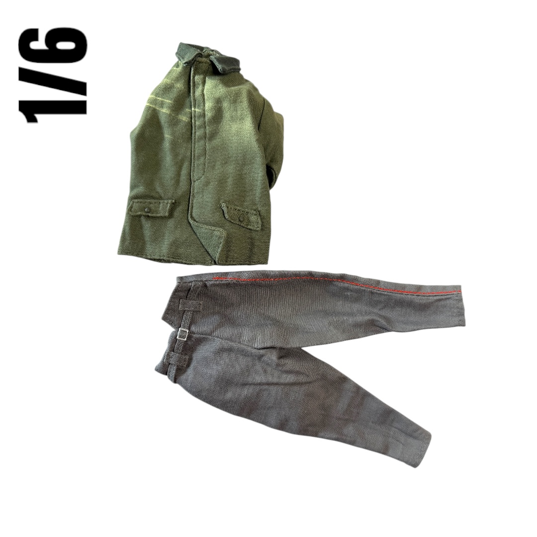  Artikelbild 2 des Artikels “Uniform Feldbluse  M1915 mit Hose  1/6 “