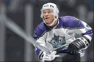  Artikelbild 2 des Artikels “Luc Robitaille “