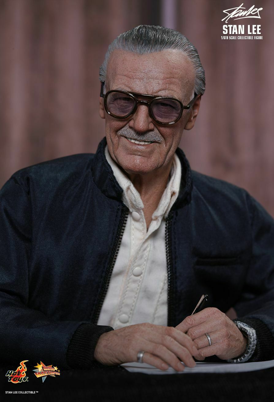  Artikelbild 3 des Artikels “STAN LEE 1:6  (mit Shipper) “
