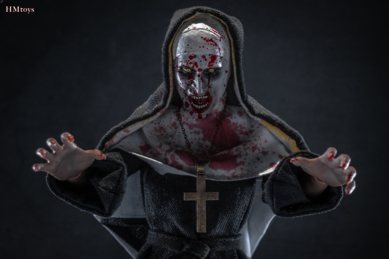  Artikelbild 3 des Artikels “1:6 The Ghost Nun ( Bloody Version) “